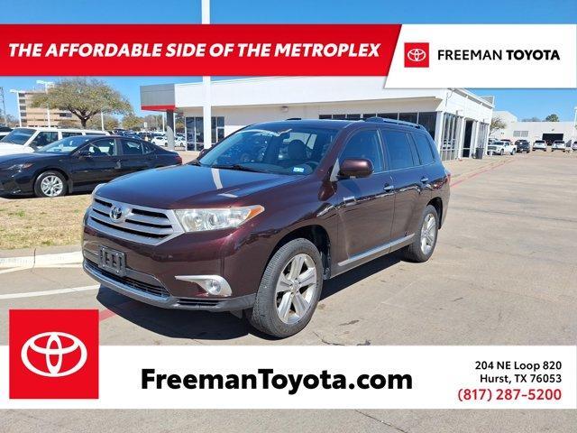 used 2013 Toyota Highlander car, priced at $19,774