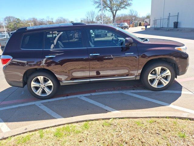 used 2013 Toyota Highlander car, priced at $19,774