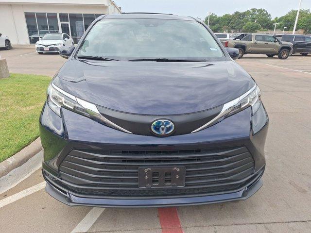 used 2023 Toyota Sienna car, priced at $41,498