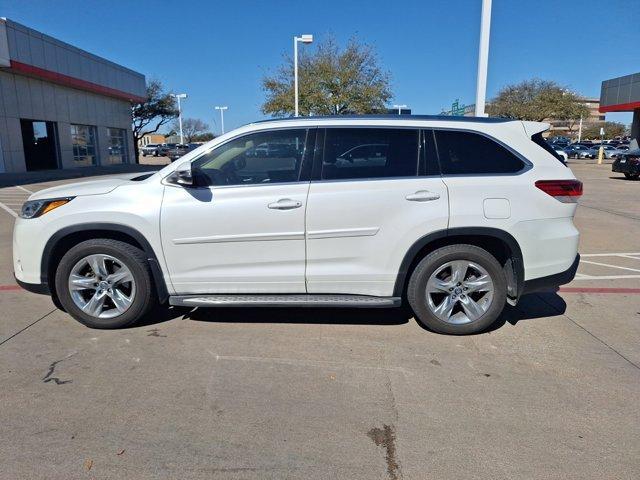 used 2019 Toyota Highlander car, priced at $25,774