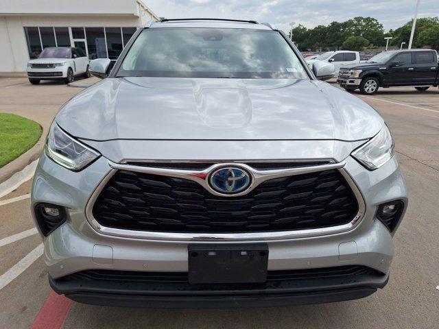 used 2022 Toyota Highlander Hybrid car, priced at $43,998