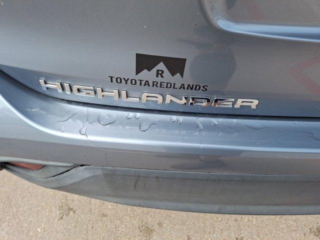 used 2022 Toyota Highlander car, priced at $31,498