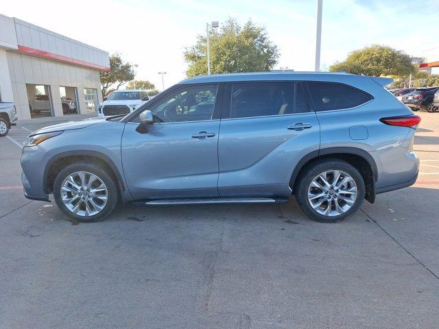 used 2022 Toyota Highlander Hybrid car, priced at $43,774