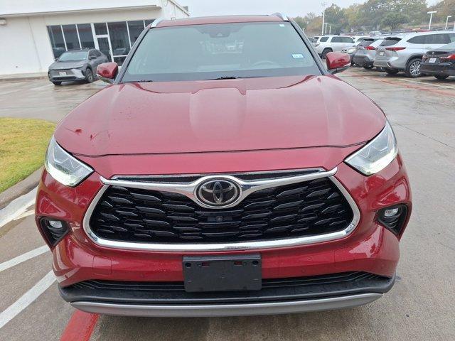 used 2022 Toyota Highlander car, priced at $42,476