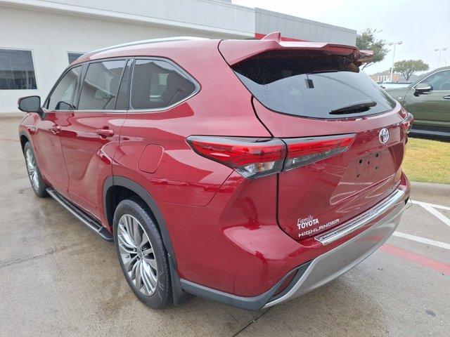 used 2022 Toyota Highlander car, priced at $42,476