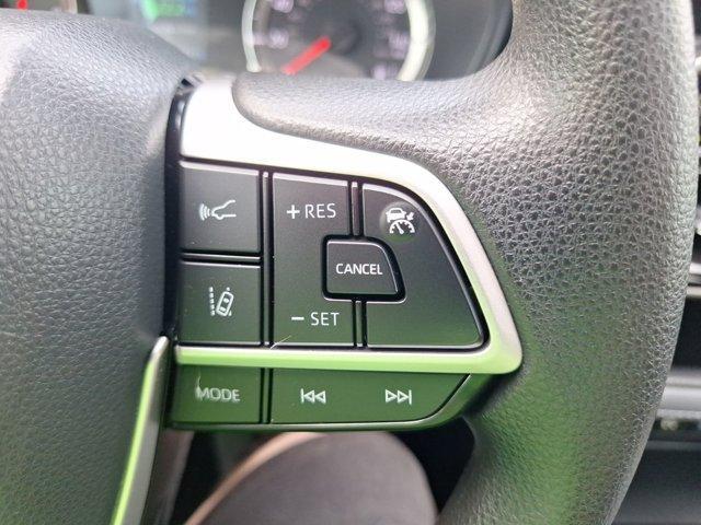used 2022 Toyota Highlander car, priced at $30,613