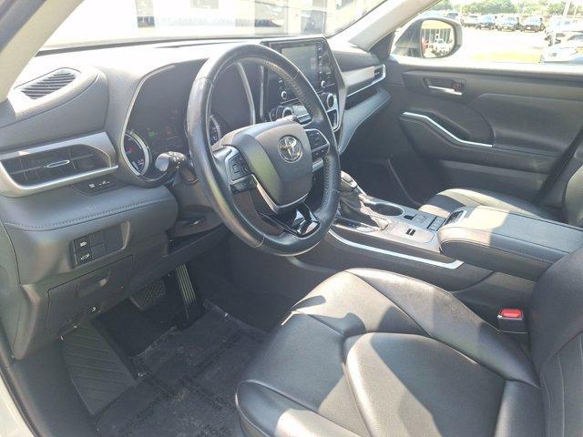 used 2021 Toyota Highlander Hybrid car, priced at $34,560