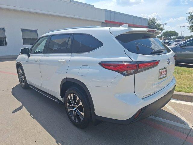 used 2021 Toyota Highlander Hybrid car, priced at $34,560