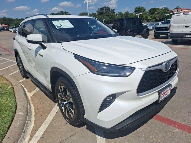 used 2021 Toyota Highlander Hybrid car, priced at $34,560
