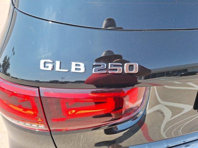 used 2023 Mercedes-Benz GLB 250 car, priced at $35,998