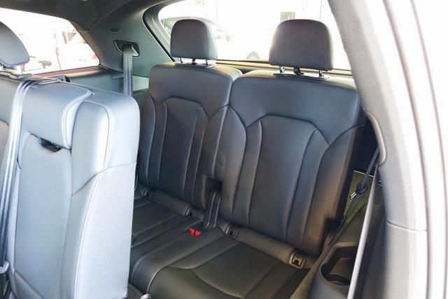 new 2025 Audi Q7 car, priced at $81,650