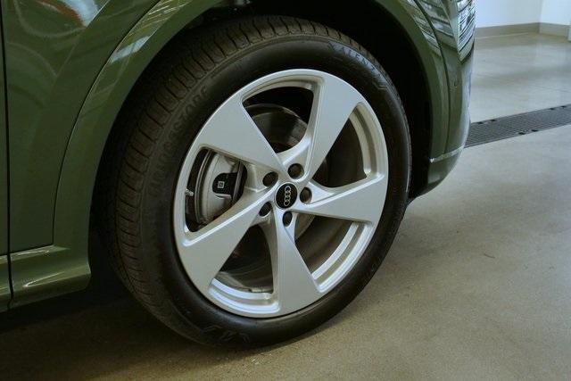 new 2025 Audi Q5 car, priced at $64,875