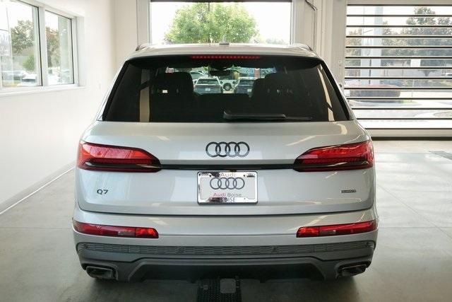 new 2025 Audi Q7 car, priced at $69,095