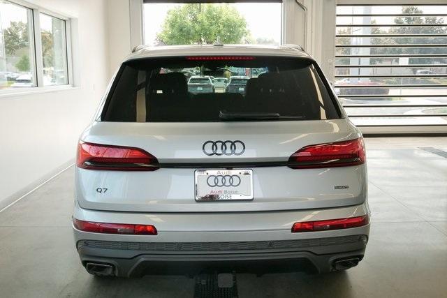 new 2025 Audi Q7 car, priced at $69,095