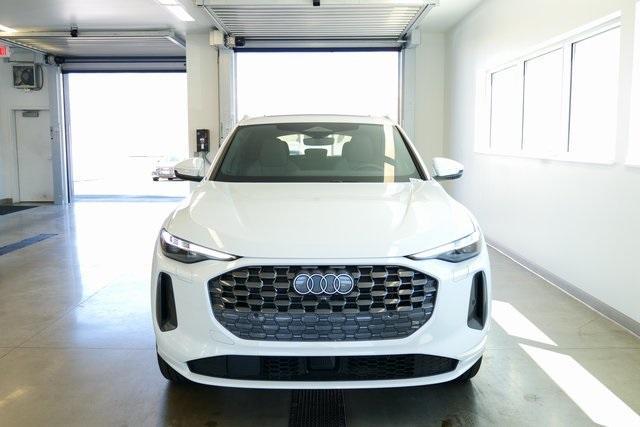 new 2025 Audi Q5 car, priced at $61,390