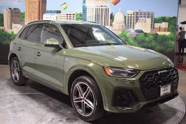 new 2025 Audi Q5 car, priced at $69,385