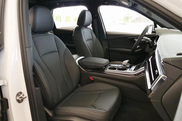 new 2026 Audi Q7 car, priced at $78,295