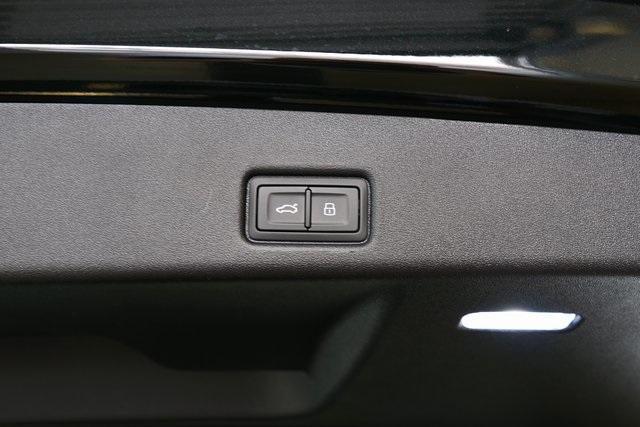 new 2025 Audi Q5 car, priced at $61,300