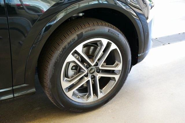 new 2025 Audi Q5 car, priced at $58,085