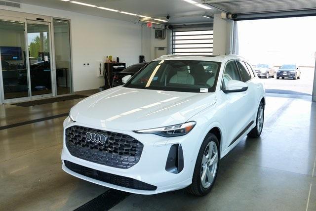 new 2025 Audi Q5 car, priced at $64,850
