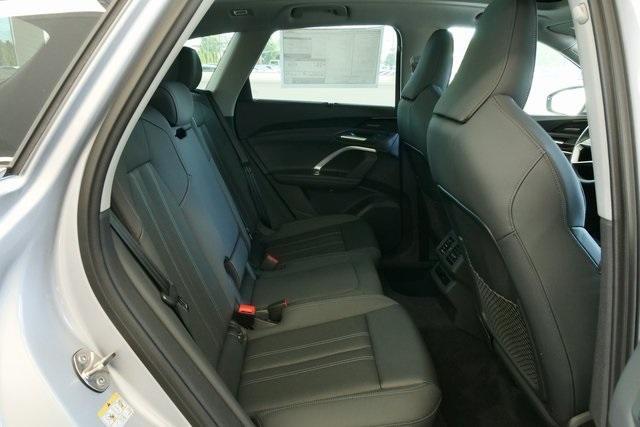 new 2025 Audi Q5 car, priced at $62,040