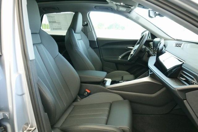 new 2025 Audi Q5 car, priced at $62,040