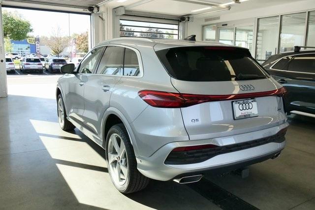 new 2025 Audi Q5 car, priced at $62,040