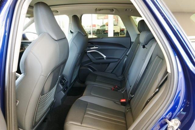 new 2025 Audi Q5 car, priced at $62,040