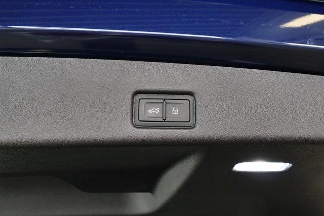 new 2025 Audi Q5 car, priced at $60,975