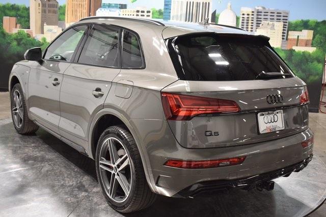 new 2025 Audi Q5 car, priced at $69,060