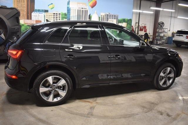 new 2025 Audi Q5 car, priced at $50,600