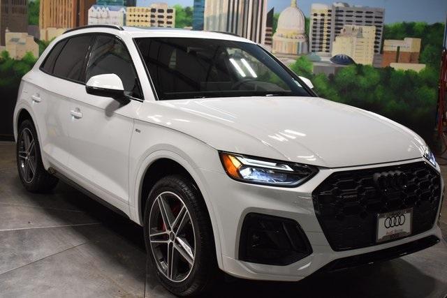 new 2025 Audi Q5 car, priced at $68,110