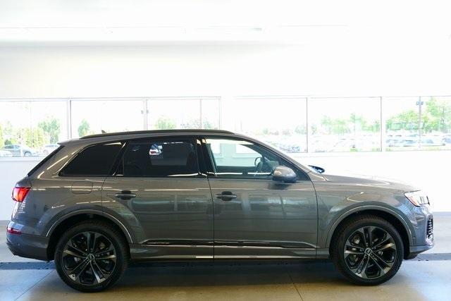 new 2025 Audi Q7 car, priced at $77,750