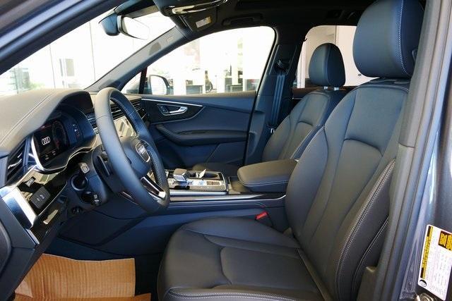 new 2025 Audi Q7 car, priced at $77,750