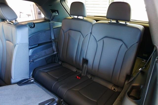 new 2025 Audi Q7 car, priced at $77,750