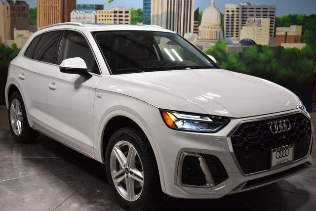 new 2025 Audi Q5 car, priced at $62,800