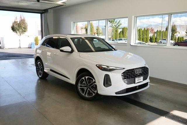 new 2025 Audi Q5 car, priced at $57,065