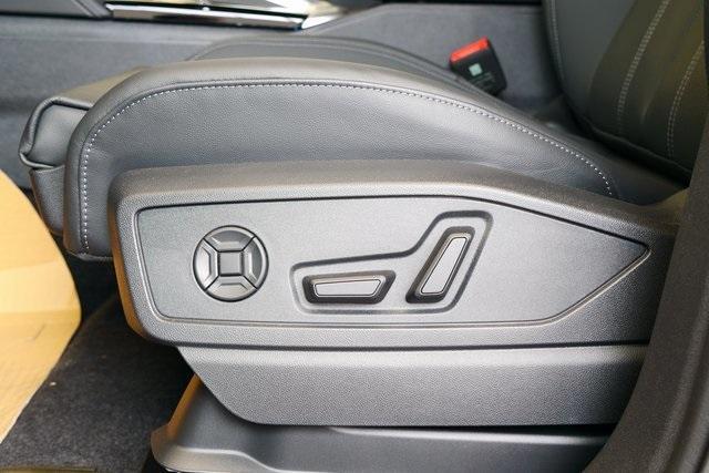 new 2025 Audi Q5 car, priced at $60,175