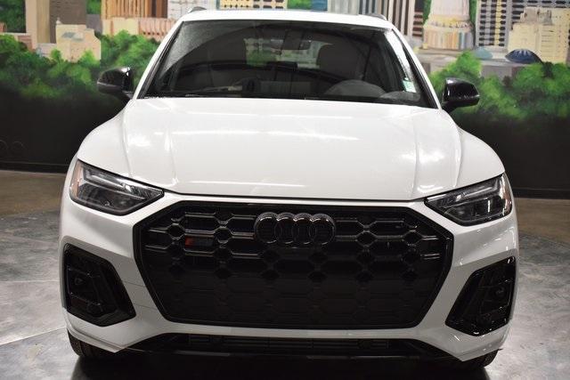 new 2025 Audi SQ5 car, priced at $69,740