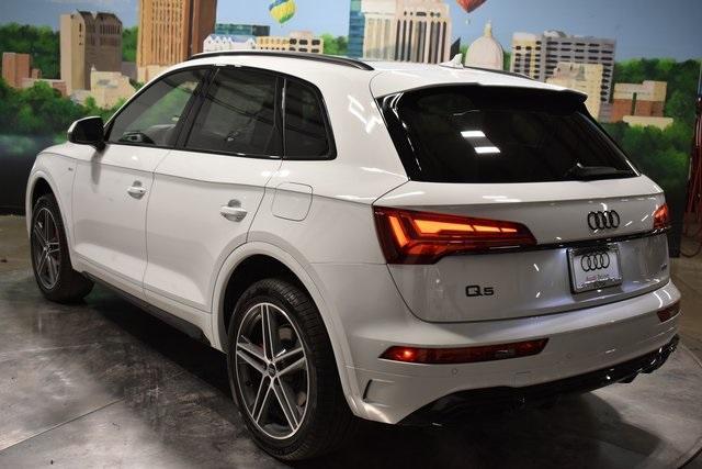 new 2025 Audi Q5 car, priced at $69,060