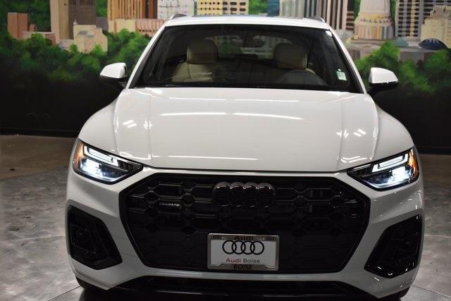 new 2025 Audi Q5 car, priced at $69,060