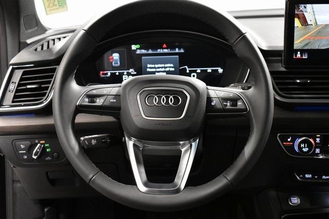 new 2025 Audi Q5 car, priced at $60,900