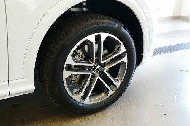 new 2025 Audi Q5 car, priced at $58,040