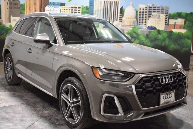 new 2025 Audi Q5 car, priced at $63,600