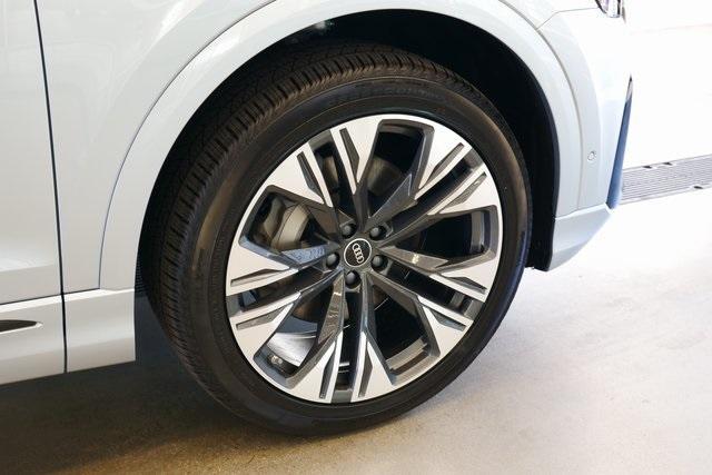 new 2025 Audi Q8 car, priced at $84,410