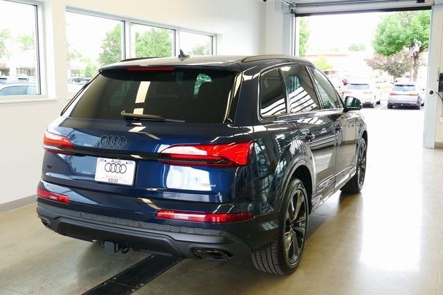 new 2025 Audi Q7 car, priced at $75,305