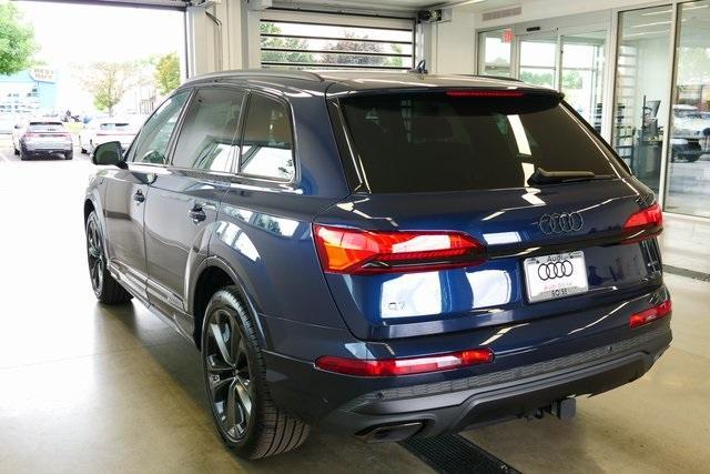 new 2025 Audi Q7 car, priced at $75,305