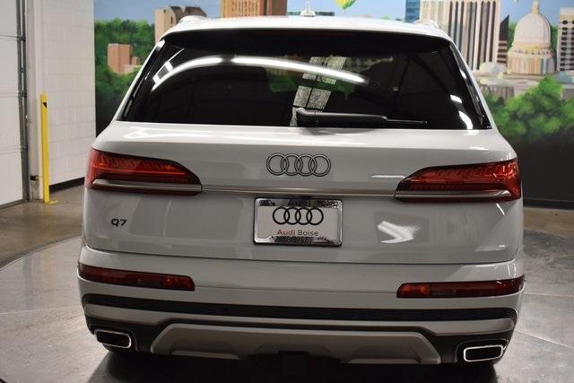 new 2025 Audi Q7 car, priced at $75,890