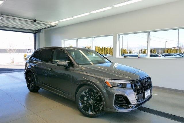 new 2025 Audi Q7 car, priced at $87,905