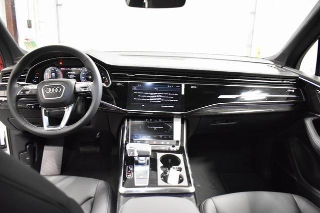 new 2025 Audi Q7 car, priced at $76,800